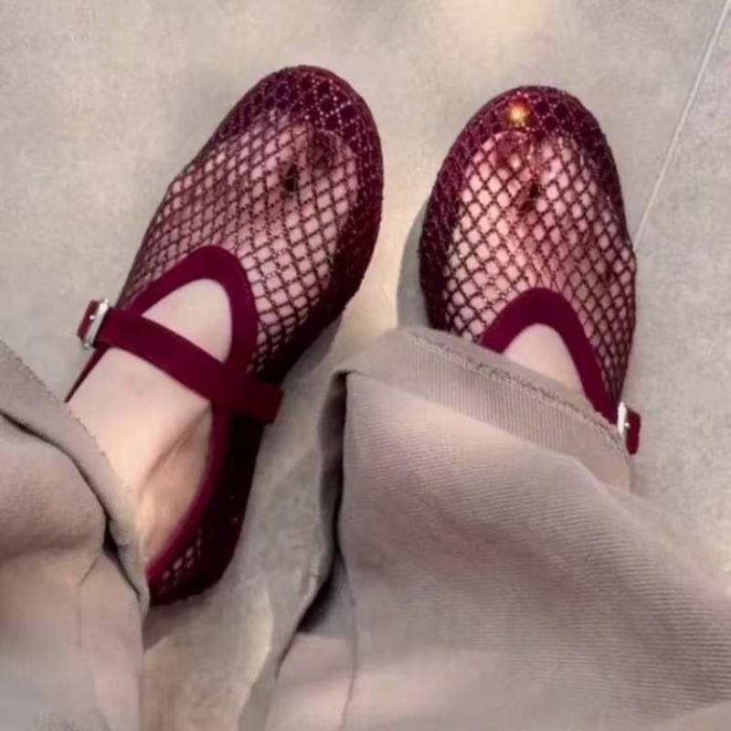 Hollow Rhinestone Baotou Sanda - Women Shoes Sandals recension och pris